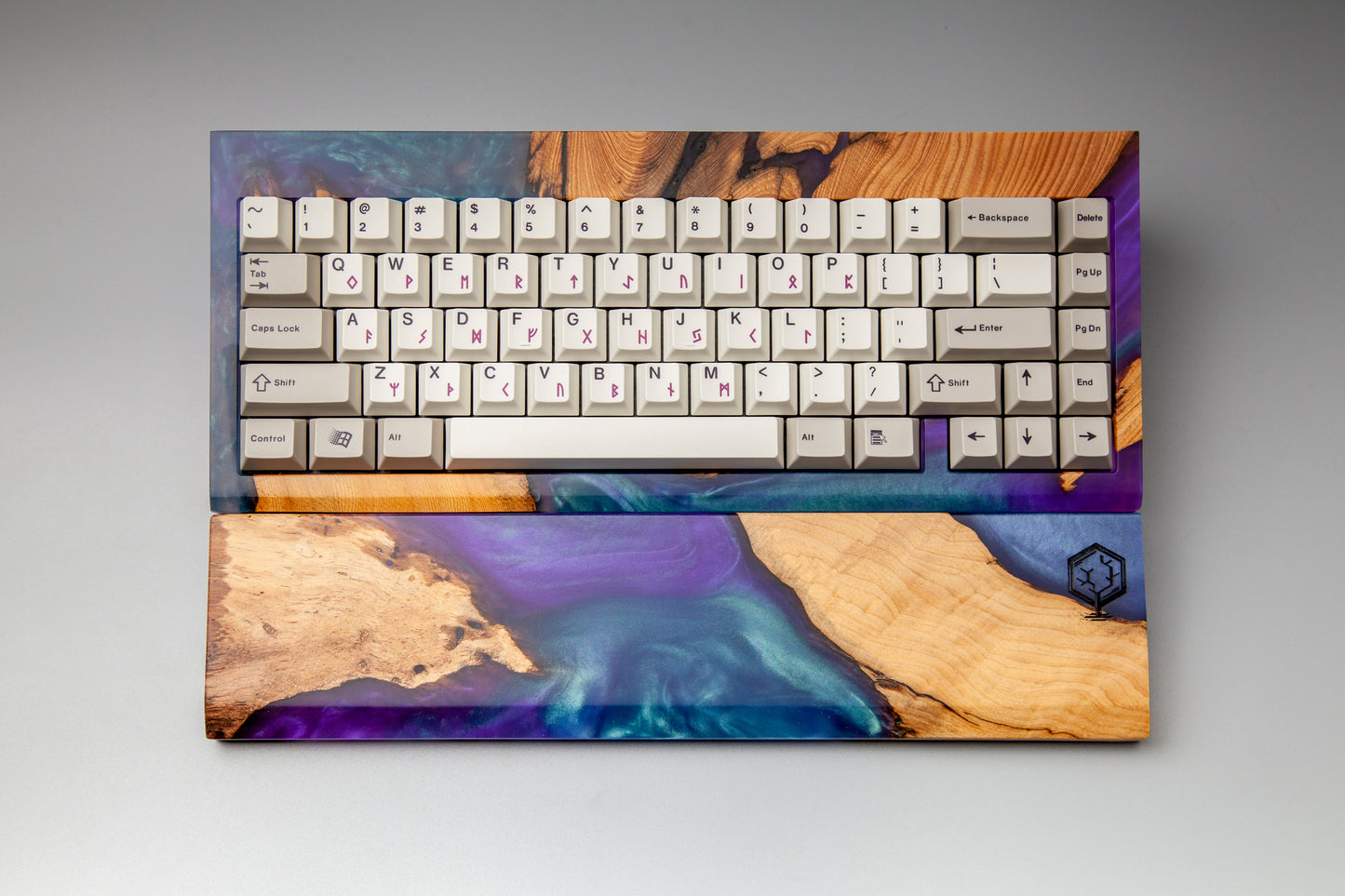 gwŷdd65 Epoxy Resin Edition Keyboard Kit