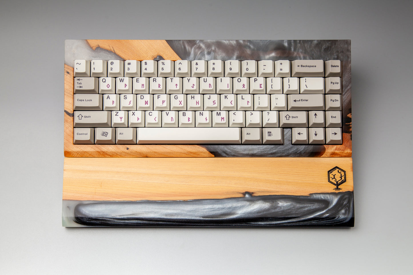 gwŷdd65 Epoxy Resin Edition Keyboard Kit